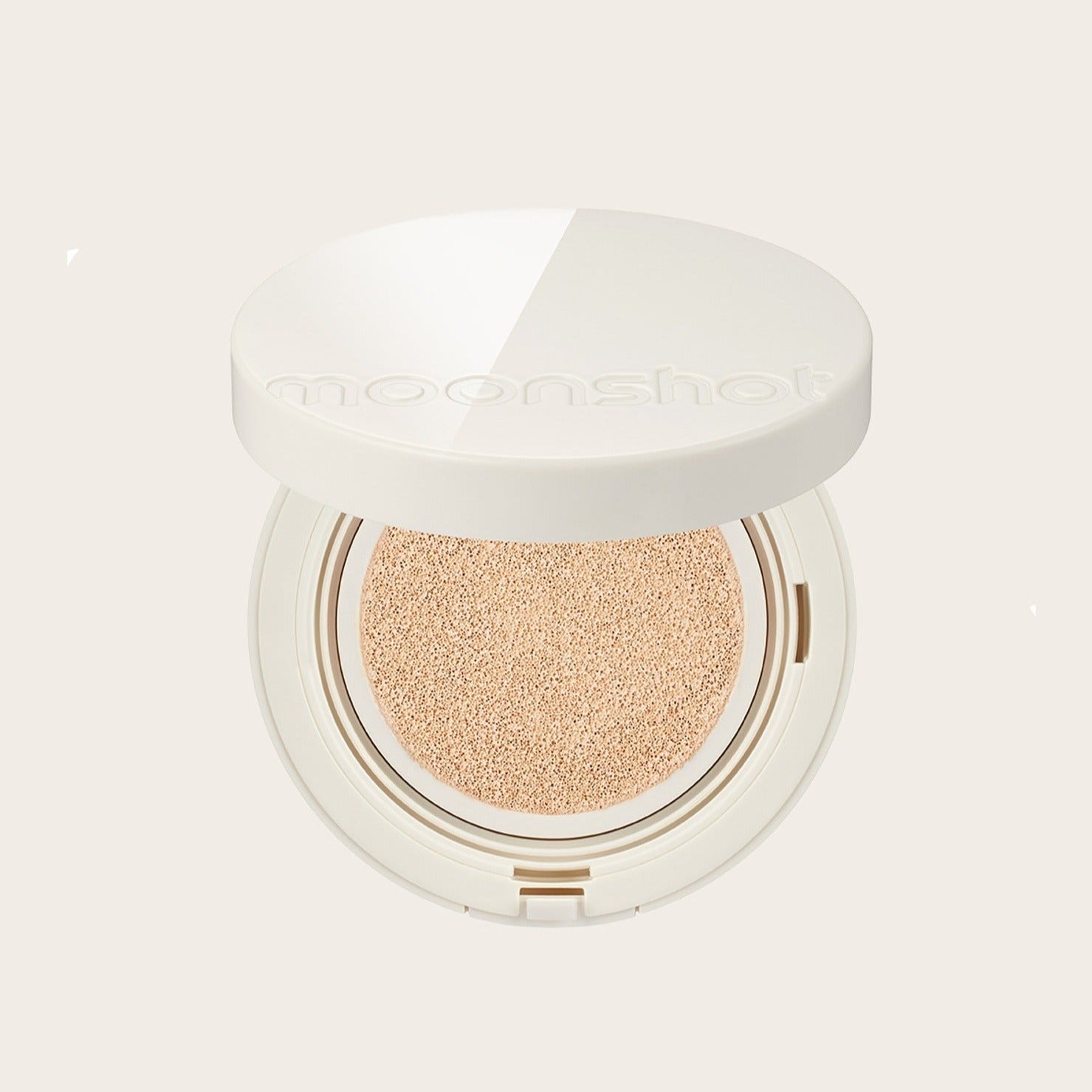 MOONSHOT Fit My Skin Glow Cushion Available on Seoulbazaar, your online store for trendy korean products.