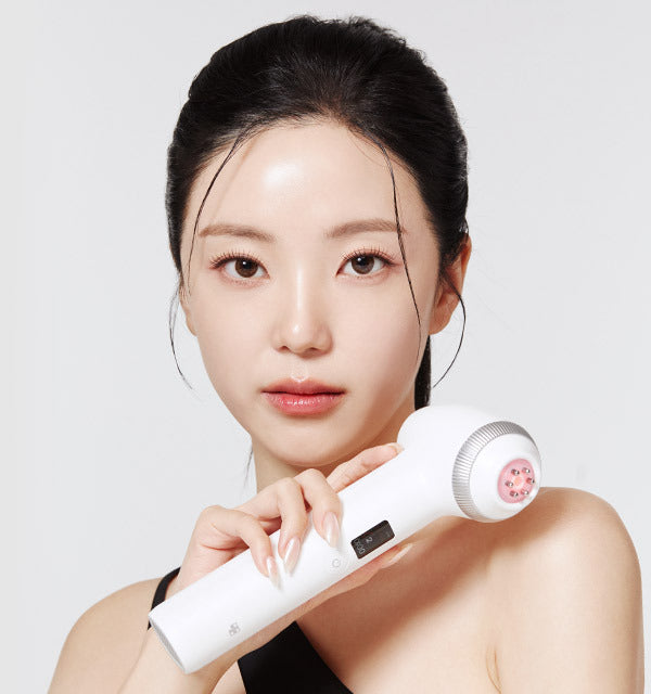 MEDICUBE AGE R Ultra Tune Available on Seoulbazaar, your online store for trendy korean products.