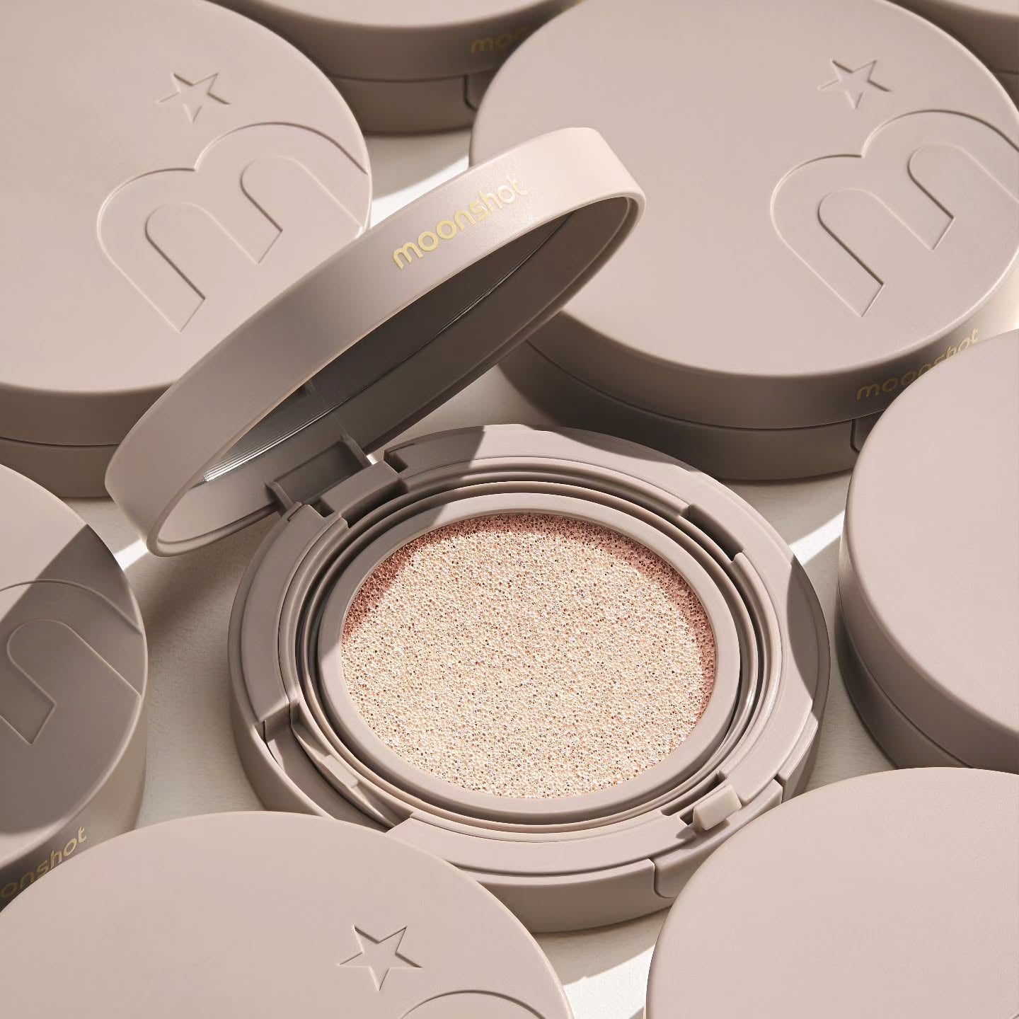MOONSHOT Conscious Fit Cushion Foundation disponible sur Ma petite Coree, ton Eshop 100% K-beauty en direct de Seoul