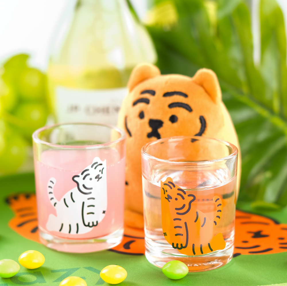 MUZIK TIGER Soju Glass Set Available on Seoulbazaar, your online store for trendy korean products.