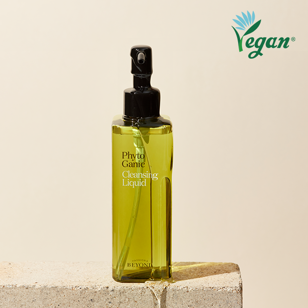 PASSION & BEYOND Phytoganic Cleansing Liquid 200ml Available on Seoulbazaar, your online store for trendy korean products.