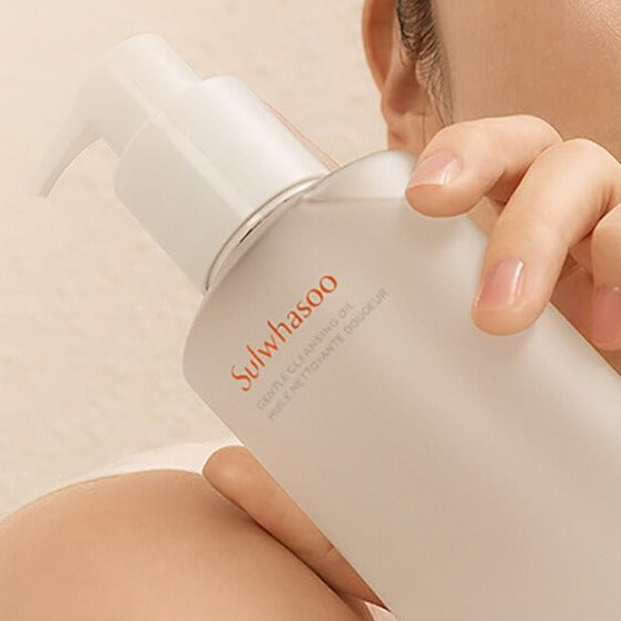SULWHASOO Gentle Cleansing Oil 200ml Available on Seoulbazaar, your online store for trendy korean products.