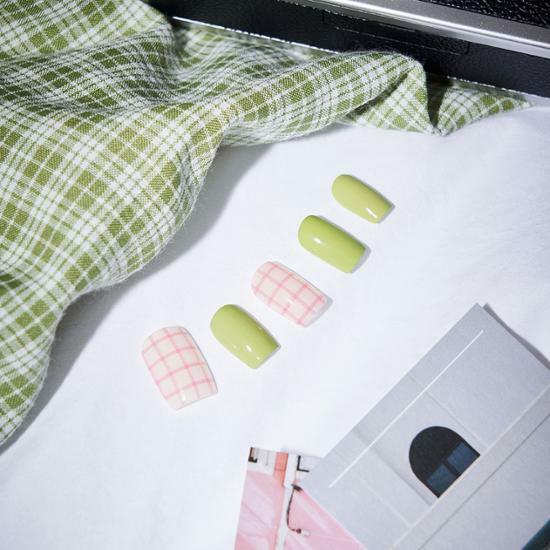 WAKEMAKE MachiReal Gel Nail - Roman Check Skirt Available on Seoulbazaar, your online store for trendy korean products.