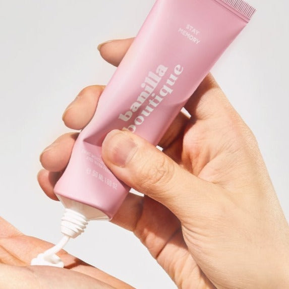 MA:NYO Banilla Boutique Hug Perfume Hand Cream 50ml Available on Seoulbazaar, your online store for trendy korean products.