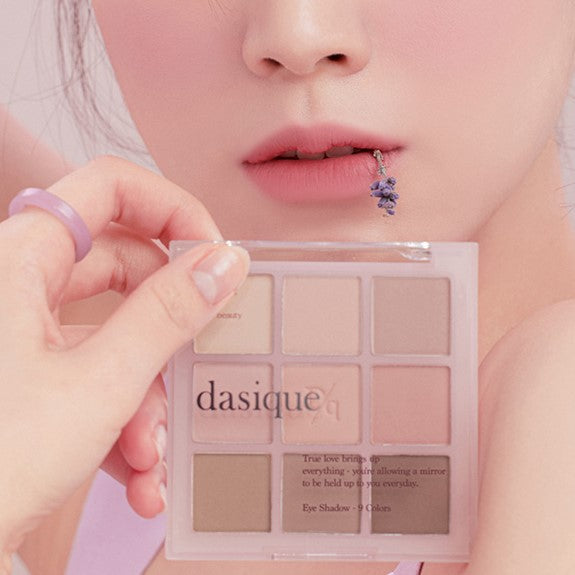 DASIQUE Shadow Palette #13 Cool Blending Available on Seoulbazaar, your online store for trendy korean products.