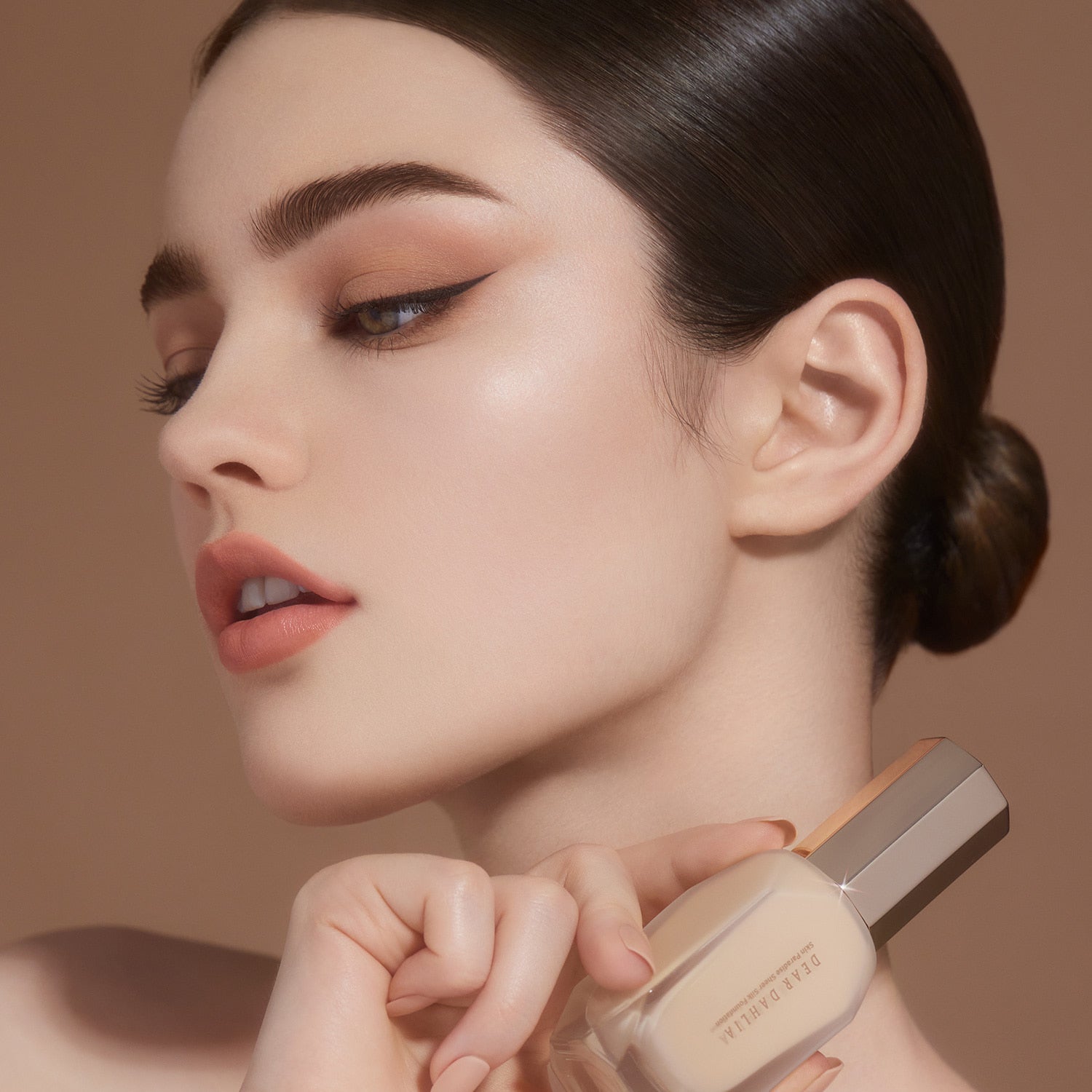 DEAR DAHLIA Skin Paradise Sheer Silk Foundation disponible sur Ma petite Coree, ton Eshop 100% K-beauty en direct de Seoul