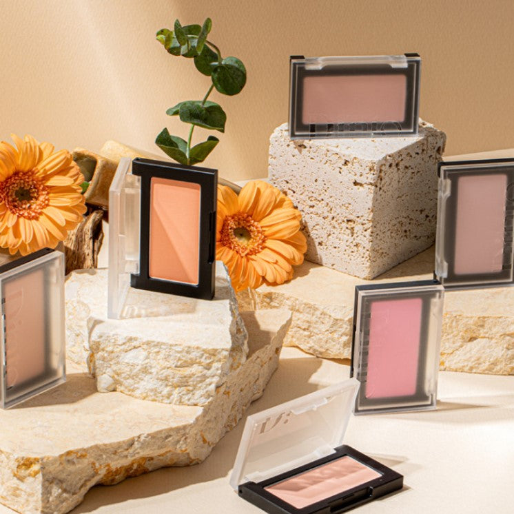 DINTO All That Moments Blur-Finish Blusher Available on Seoulbazaar, your online store for trendy korean products.