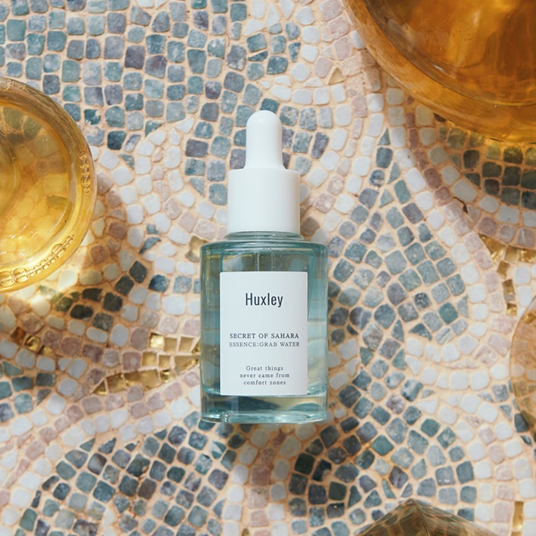 HUXLEY Essence Grab Water 30ml Available on Seoulbazaar, your online store for trendy korean products.