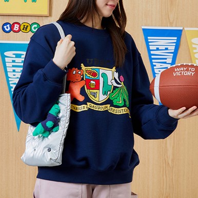 LINEFRIENDS Joguman UBHC Navy Sweatshirt Available on Seoulbazaar, your online store for trendy korean products.
