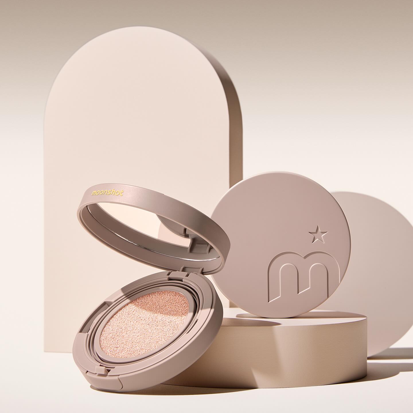 MOONSHOT Conscious Fit Cushion Foundation disponible sur Ma petite Coree, ton Eshop 100% K-beauty en direct de Seoul