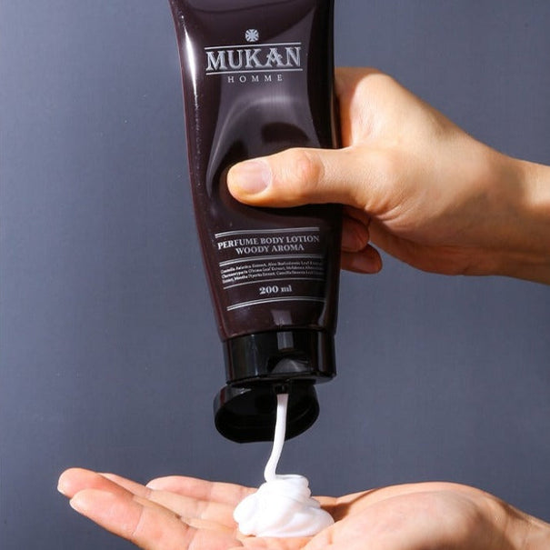 MUKAN Perfume Body Lotion Woody Aroma 200ml Available on Seoulbazaar, your online store for trendy korean products.