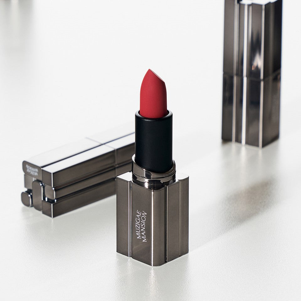 MUZIGAE MANSION Moodwear Blur Lipstick Available on Seoulbazaar, your online store for trendy korean products.
