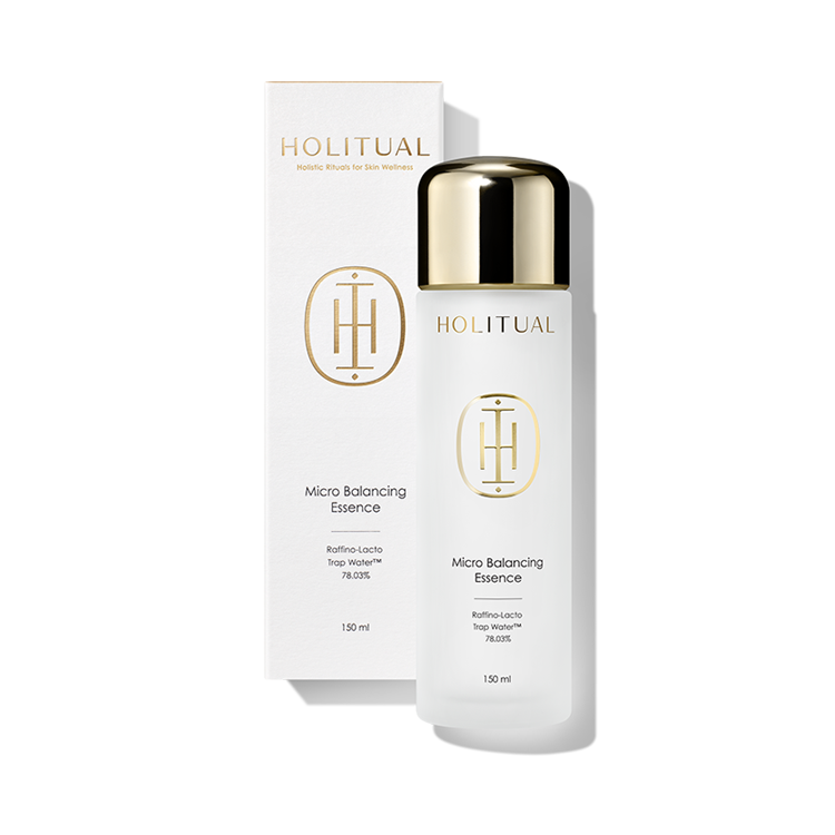 HOLITUAL Micro Balancing Essence 150ml bottle and box on white background