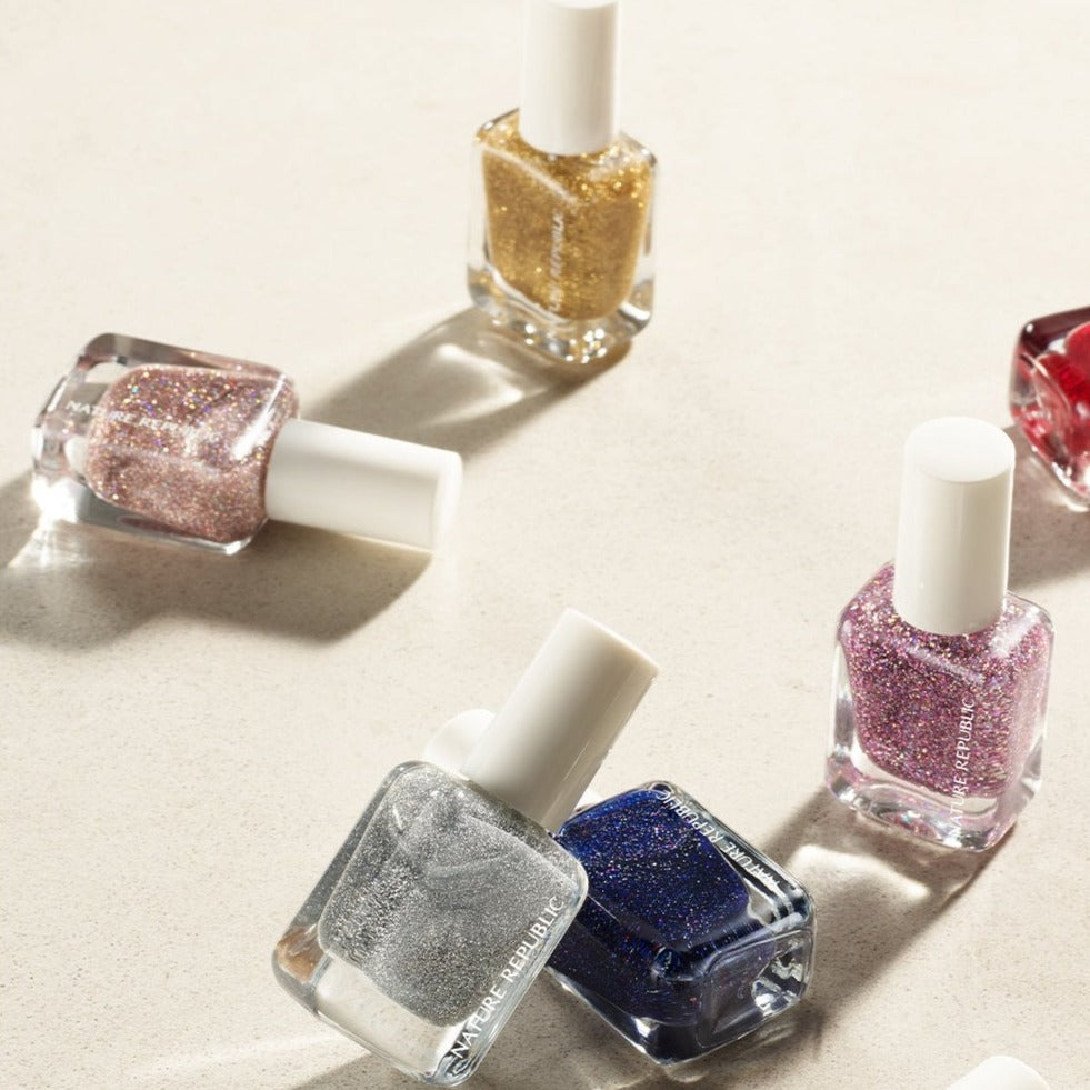 NATURE REPUBLIC Color & Nature Nail Color Glitter & Pearl 8g Available on Seoulbazaar, your online store for trendy korean products.