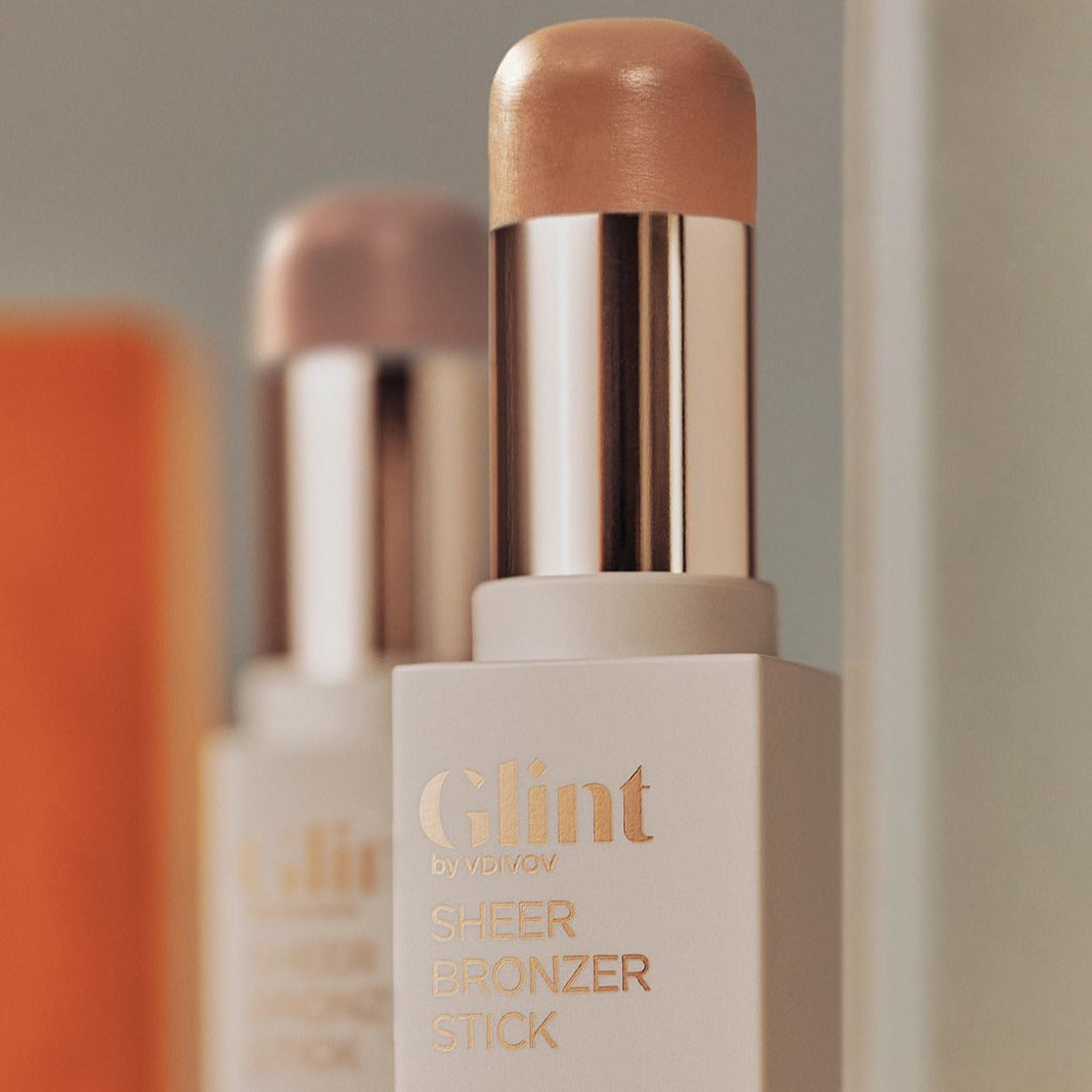 GLINT Sheer Bronzer Stick 7g Available on Seoulbazaar, your online store for trendy korean products.